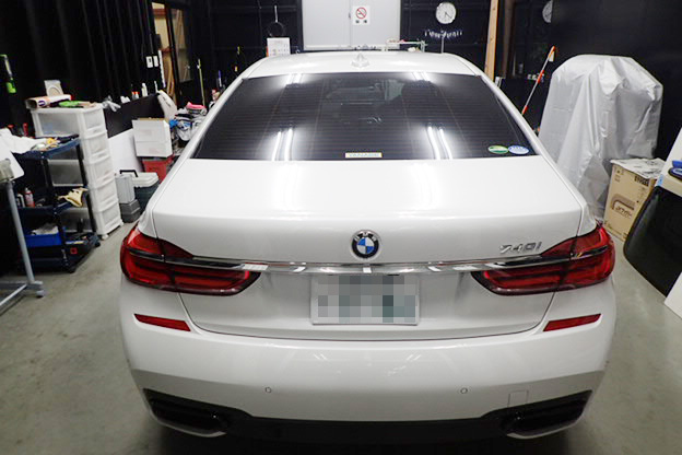 BMW 740iカーフィルムの施工例